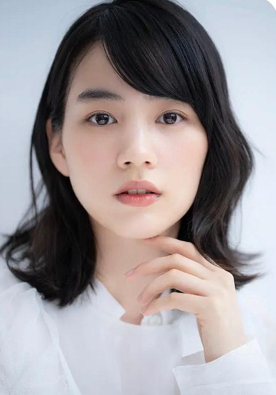 能年玲奈