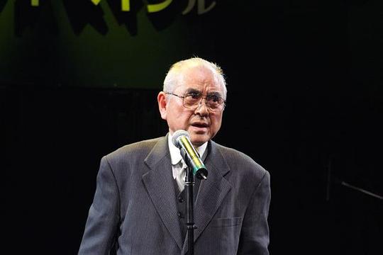 江崎实生(导演)